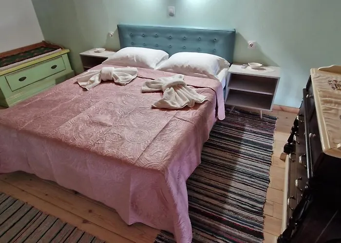 Christos Katerina House