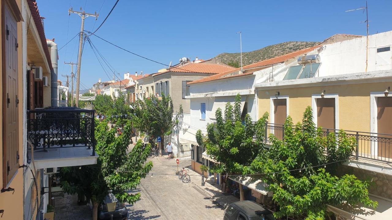Christos Katerina House *